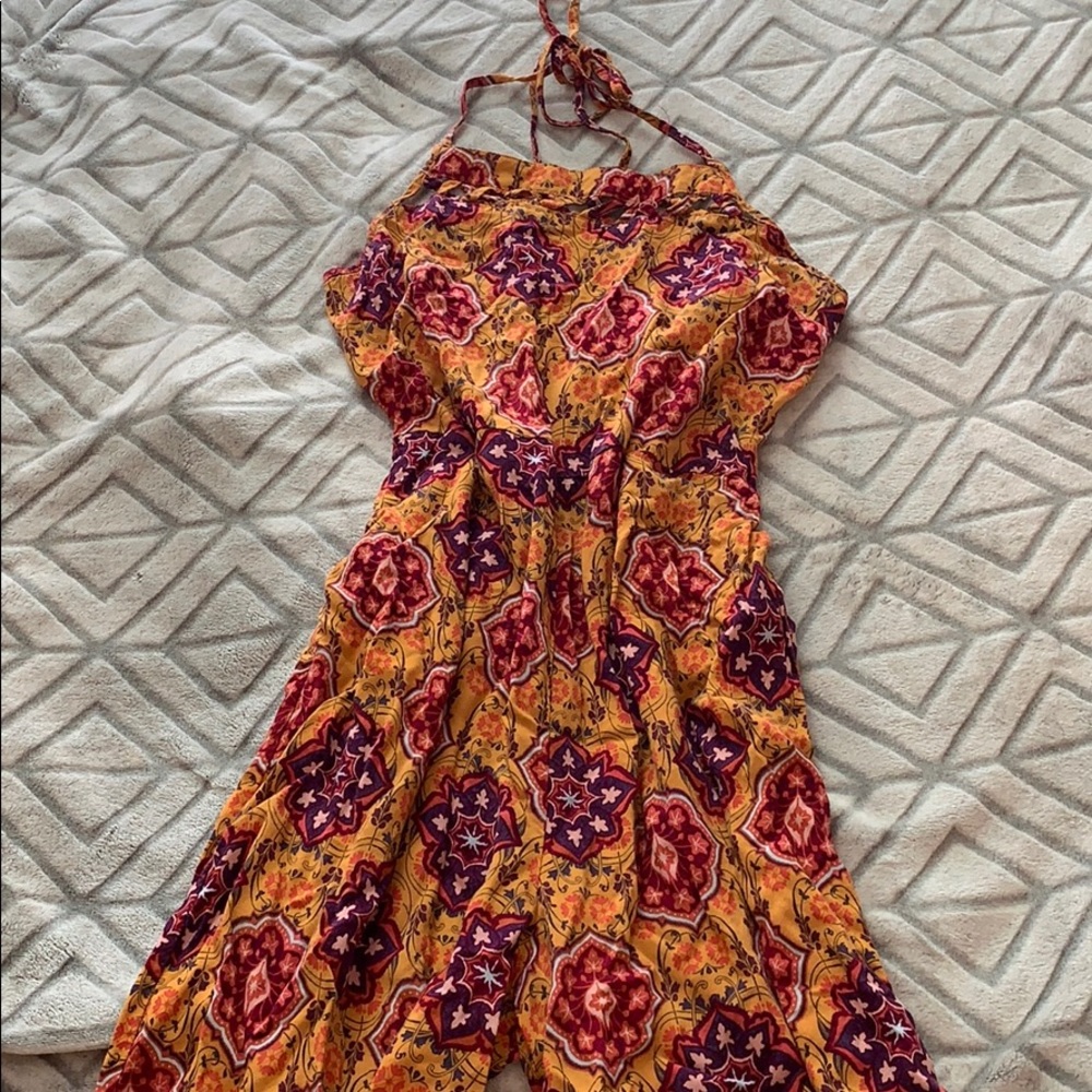 Adorable, Flowy, Patterned Romper! - image 1